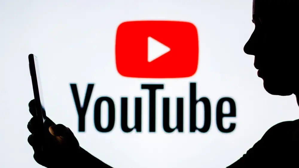 YouTube Uji Fitur AI yang Bisa “Remix” Shorts Jadi Video Baru